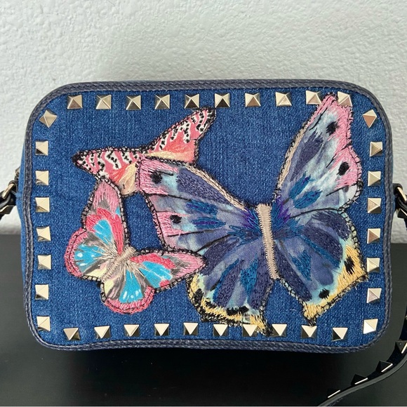 EUC Valentino Garavani Rockstud Camera Crossbody Bag Denim Butterfly App… - Picture 4 of 14